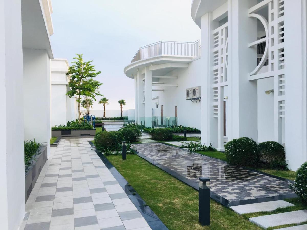 Gold Bee Dormitary Service Apartment Хошимин Экстерьер фото