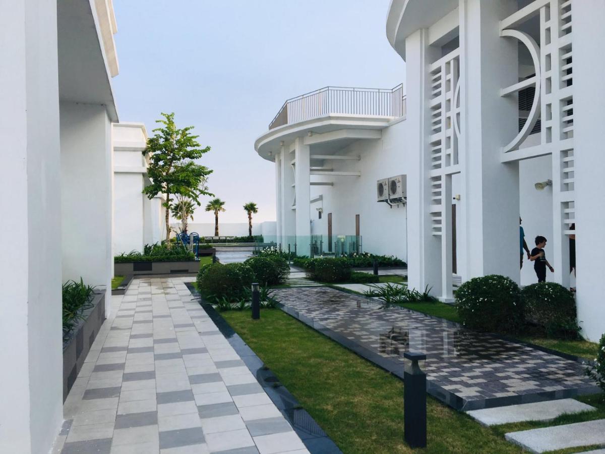 Gold Bee Dormitary Service Apartment Хошимин Экстерьер фото