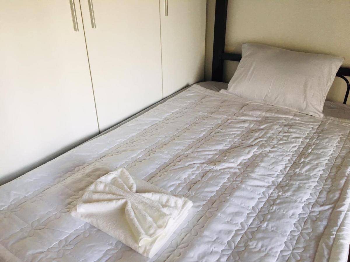 Gold Bee Dormitary Service Apartment Хошимин Экстерьер фото