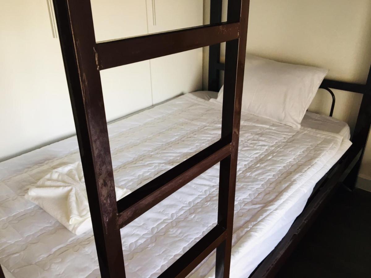 Gold Bee Dormitary Service Apartment Хошимин Экстерьер фото