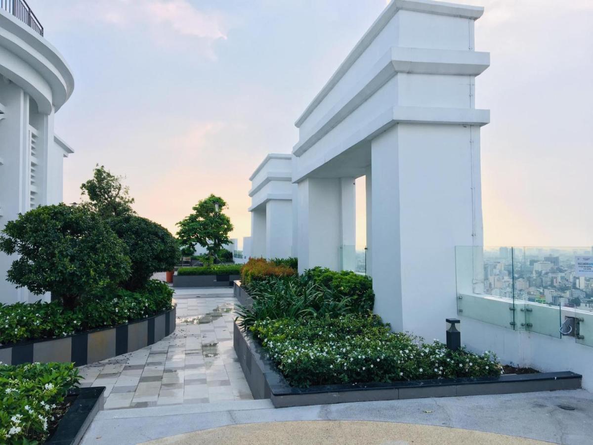 Gold Bee Dormitary Service Apartment Хошимин Экстерьер фото